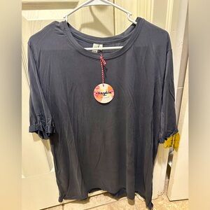 NWT Hayden Gray Shirt